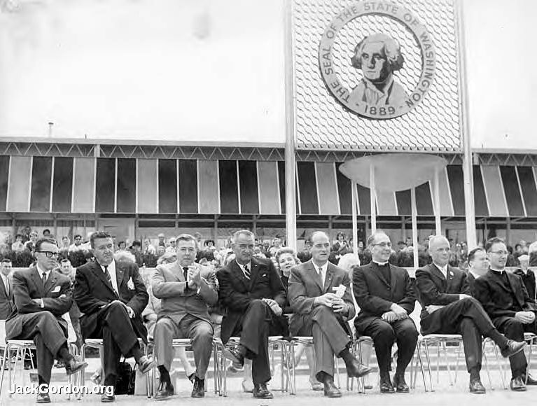 Participants at New York Day at the Plaza of States, World's Fair, Seattle