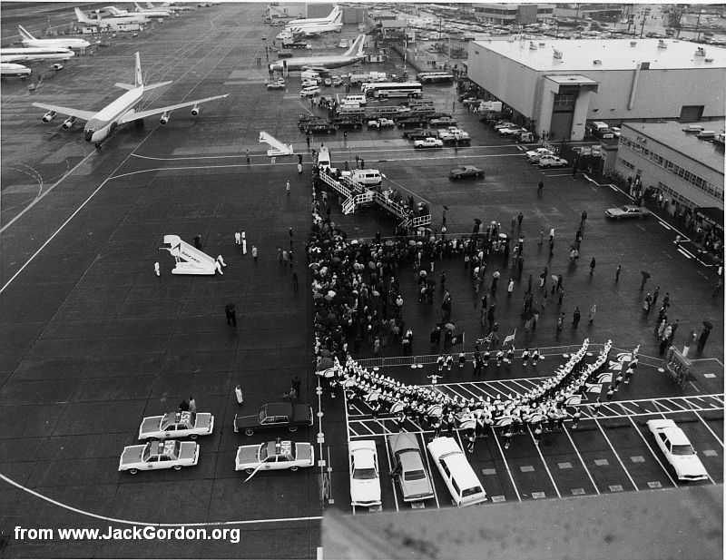 Presidential party arriving at Boeing Field, Seattle